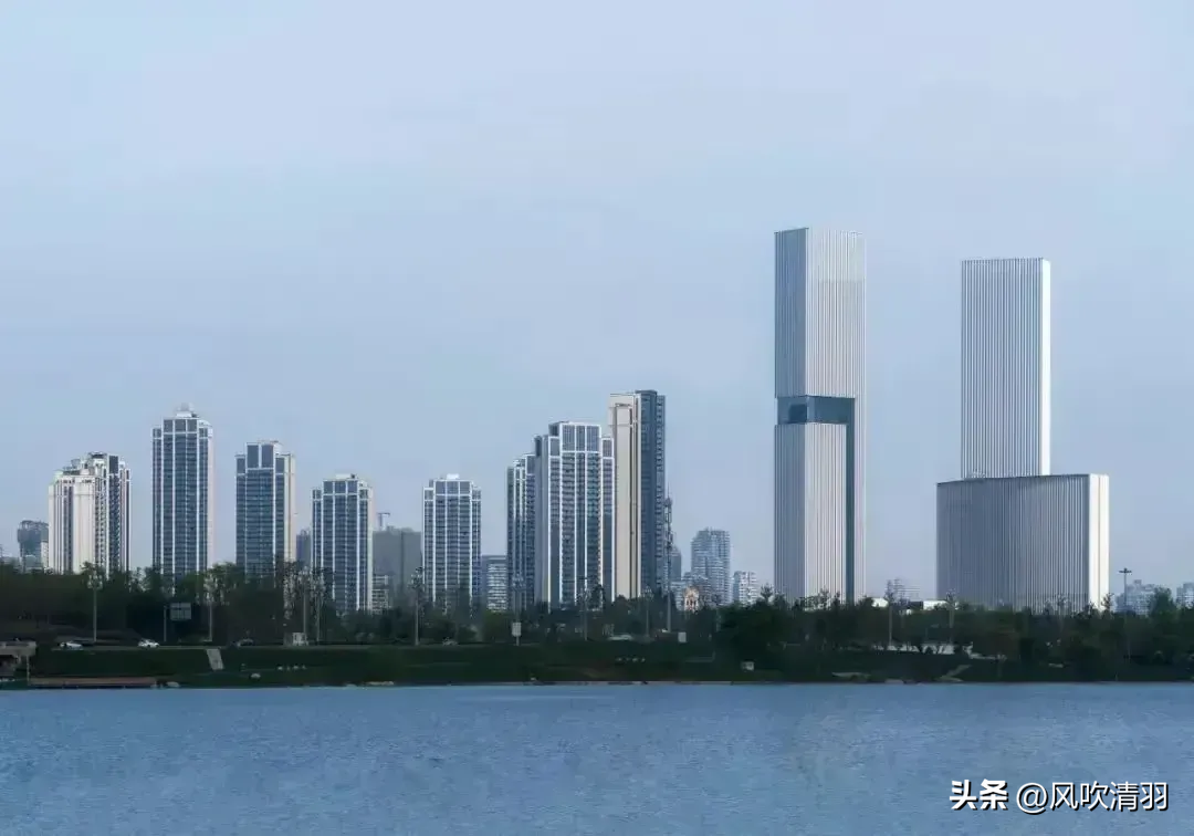 成都建筑标志_成都十大建筑地标简笔画_成都地标建筑