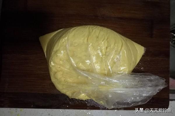 钓草鱼用什么饵最好_哪种饵料钓草鱼好_钓草鱼饵用什么最好