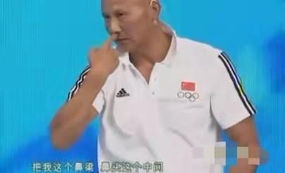 光头演员计春华_计春华演员_演员计春华和杜玉明