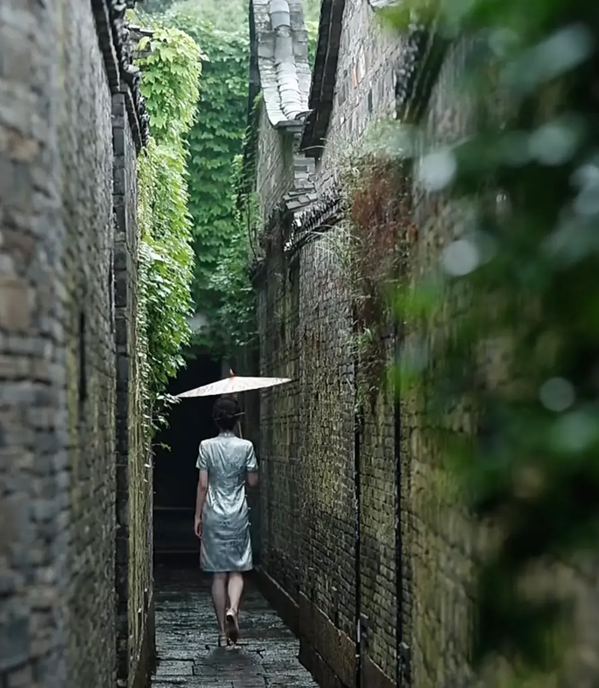 什么叫雨巷诗人_雨巷诗人是什么_雨巷诗人是谁